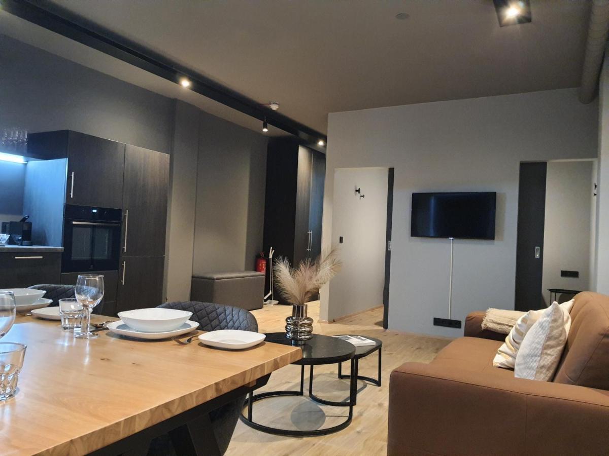 North Apartments Suites アークレイリ エクステリア 写真
