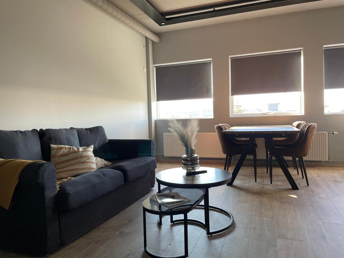 North Apartments Suites アークレイリ エクステリア 写真