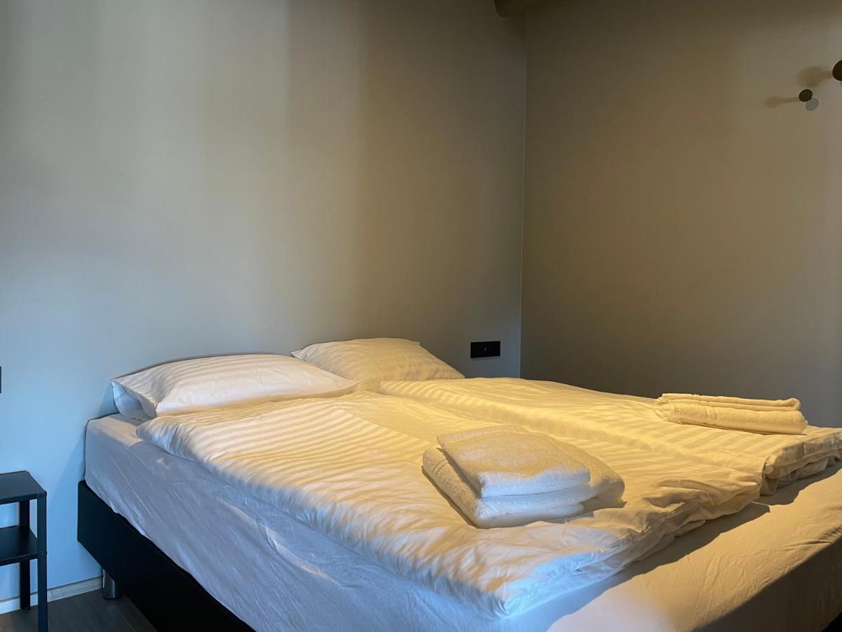 North Apartments Suites アークレイリ エクステリア 写真